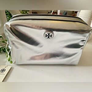 NWT TORY BURCH METALLIC SILVER NYLON COSMETIC BAG POUCH